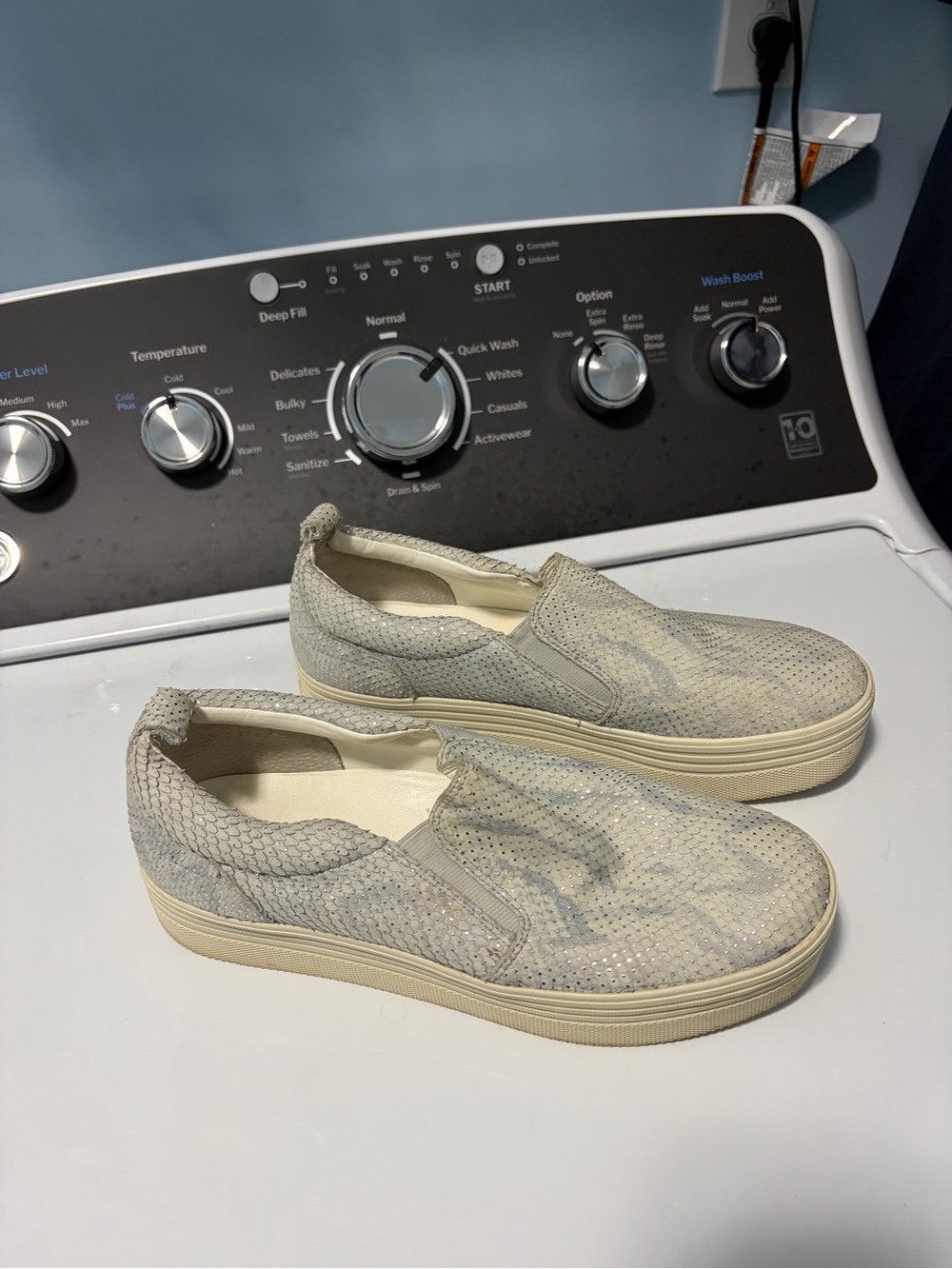 Marc Jacob’s Casual Slip-On Women  Sneakers in Light Gray